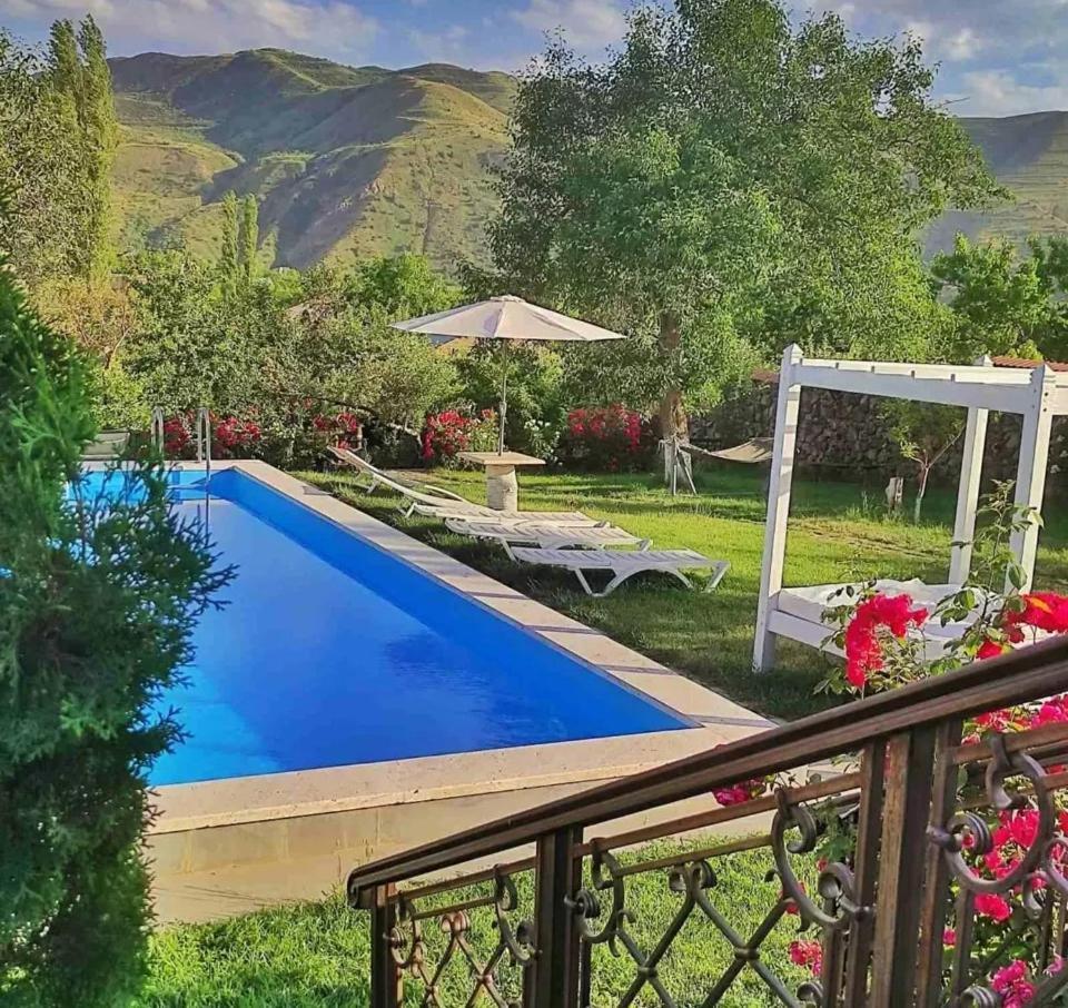 Отель Garni Hinyard Экстерьер фото